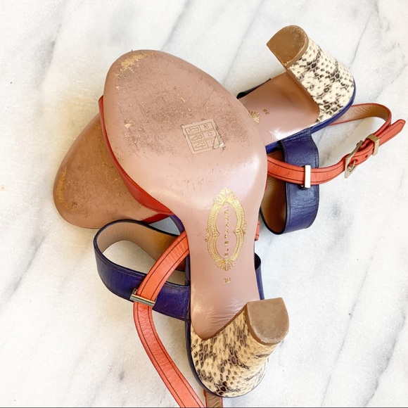 Elie Tahari Shoes - Picture 8 of 16